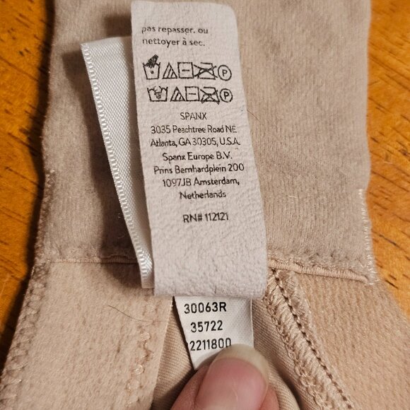 Spanx Bra, No Wires, No Padding, Tan, Size 40DDD - Picture 11 of 11